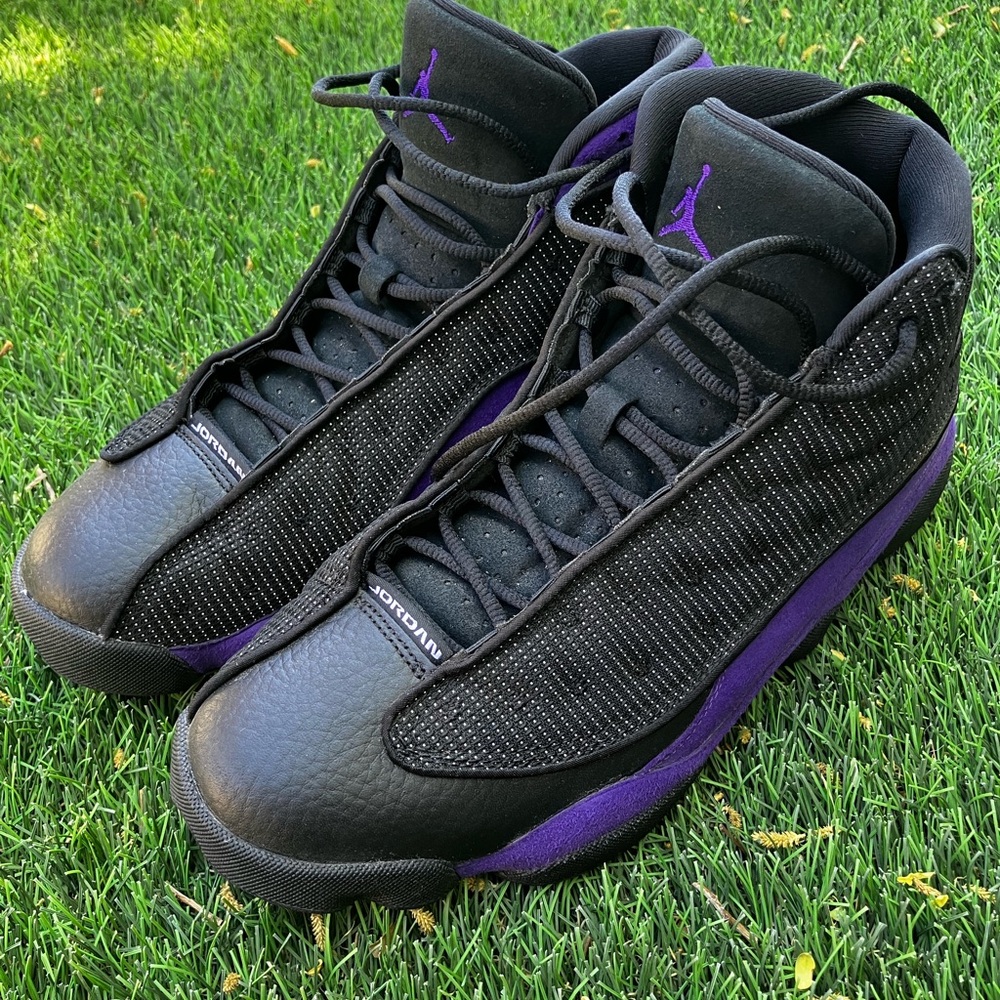 Jordan Retro 13 Court Purple Basketball Sneakers in Purple and Black